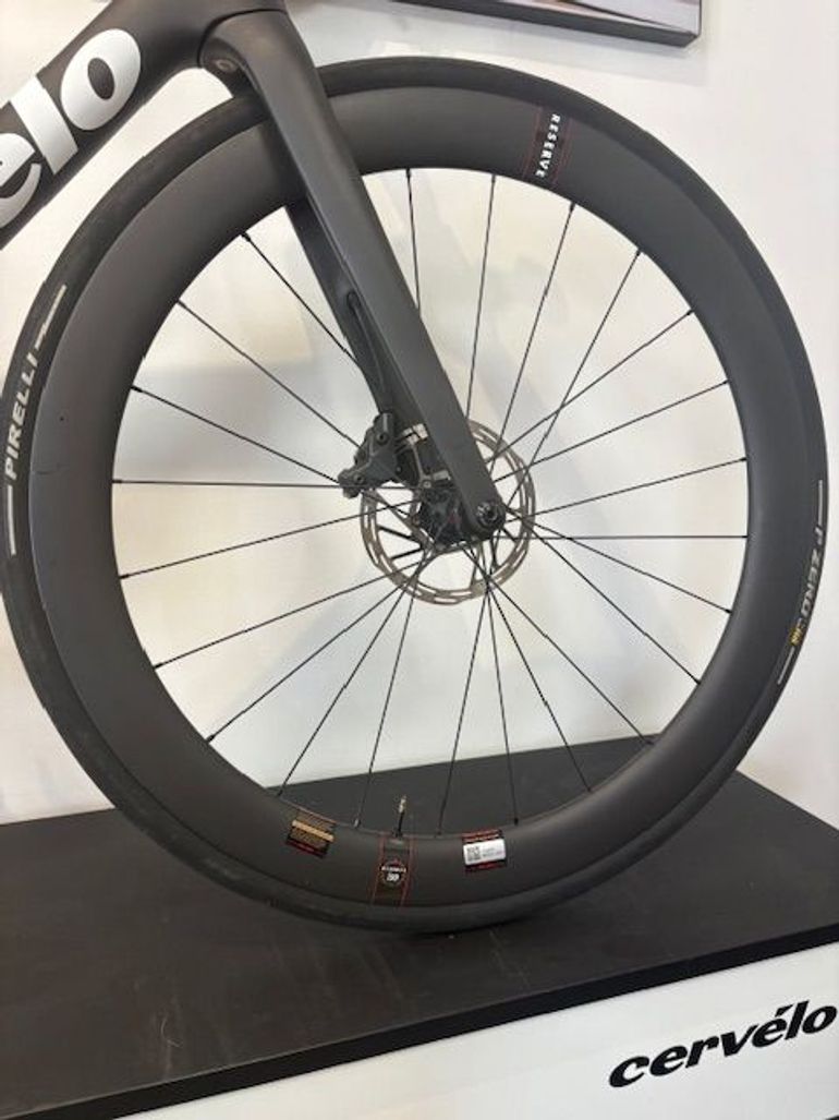 Brugt Cervélo R5 Force eTap AXS Disc 2023 Road & Gravel — billede 10 af 13