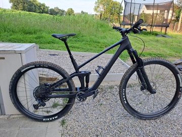CUBE STEREO ONE44 C:62 PRO 2023 2023 Mountainbike de segunda mano, Negro — imagen 1 de 4
