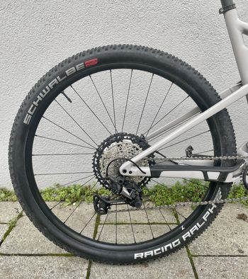 Used Orbea OIZ H20 2021 Mountainbike — image 2 of 8