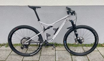 Used Orbea OIZ H20 2021 Mountainbike — image 1 of 8