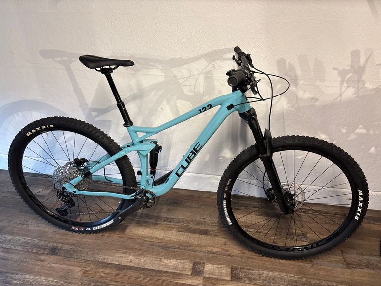 Used CUBE STEREO ONE22 RACE 2023 2023 Mountainbike, Blue, 27.5, 29 — image 1 of 3