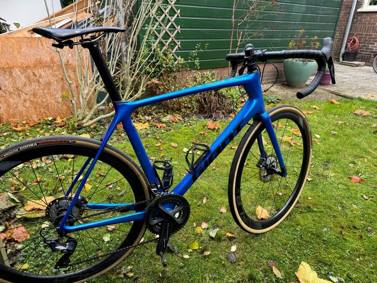 Giant TCR Advanced Pro 2 Disc used in L buycycle