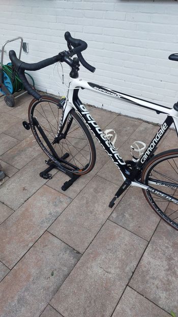 Used Cannondale SuperSix Ultegra 2012 Road & Gravel, White — image 4 of 10