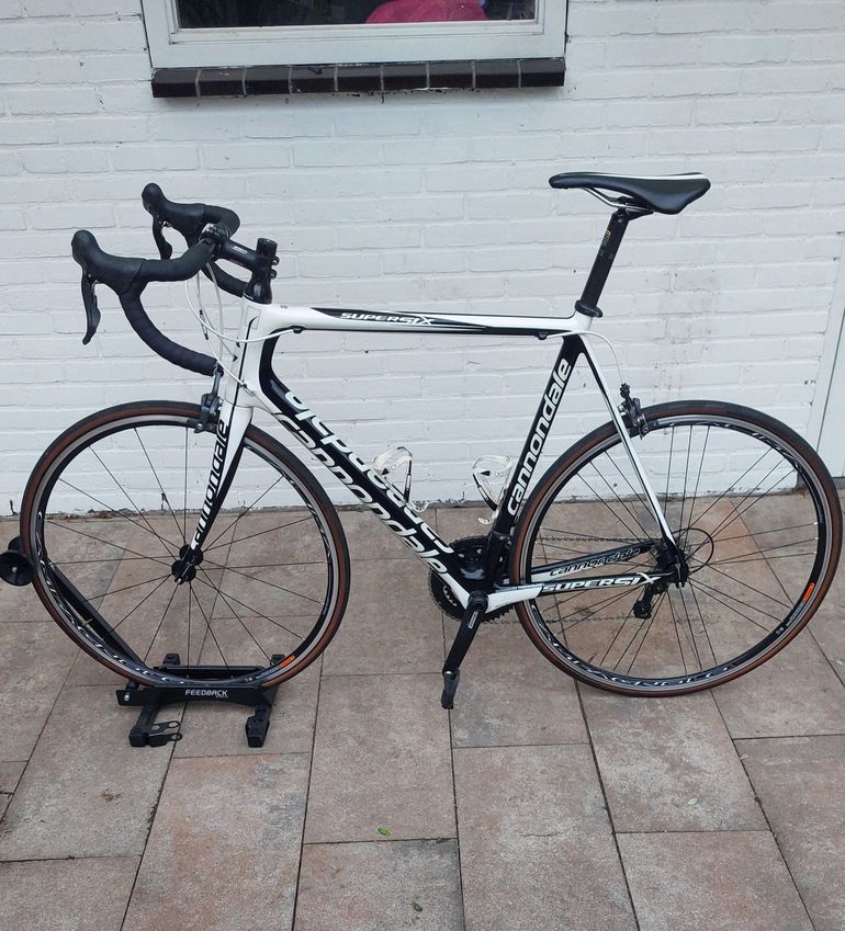 Used Cannondale SuperSix Ultegra 2012 Road & Gravel, White — image 2 of 10