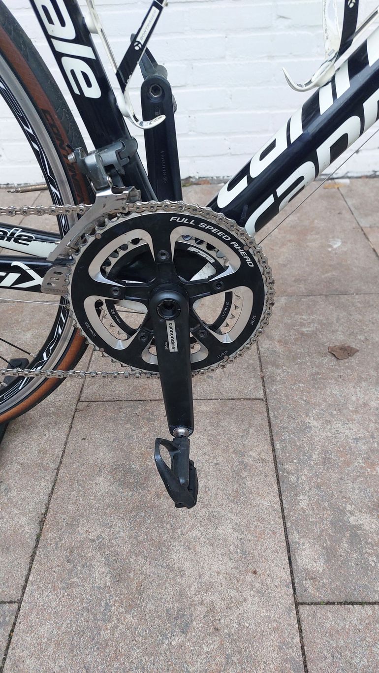 Used Cannondale SuperSix Ultegra 2012 Road & Gravel, White — image 3 of 10