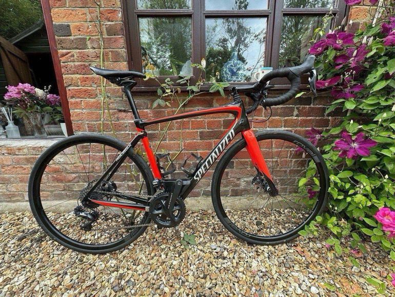 Specialized Roubaix Expert Ultegra Di2 used in 56 cm buycycle