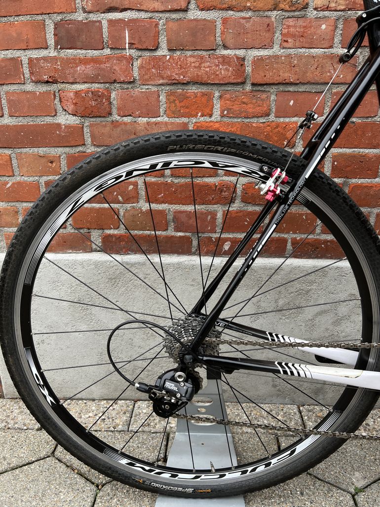 Used Cannondale SuperX 2016 Road & Gravel — image 9 of 12