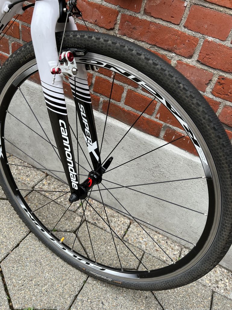 Used Cannondale SuperX 2016 Road & Gravel — image 4 of 12