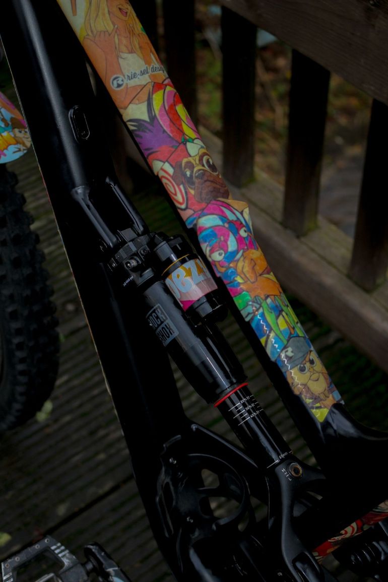 Used YT Industries Capra CORE 1 MX 2023 2023 Mountainbike — image 4 of 10