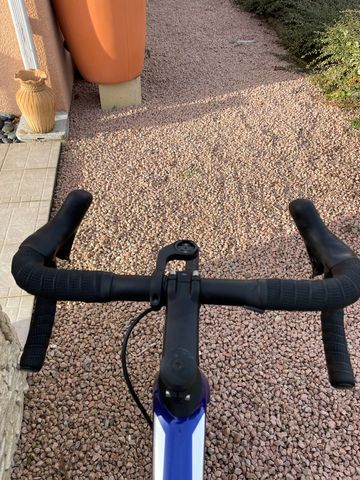 Tweedehands BMC Teammachine SLR THREE 2023 2023 Road & Gravel — afbeelding 3 van 8