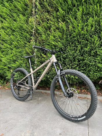 Used Commencal META HT AM RIDE 2022 2022 Mountainbike — image 4 of 5