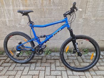 Used GT MARATHON 2012 Mountainbike — image 1 of 5