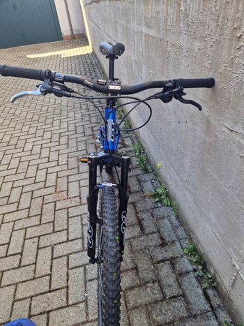 Used GT MARATHON 2012 Mountainbike — image 4 of 5