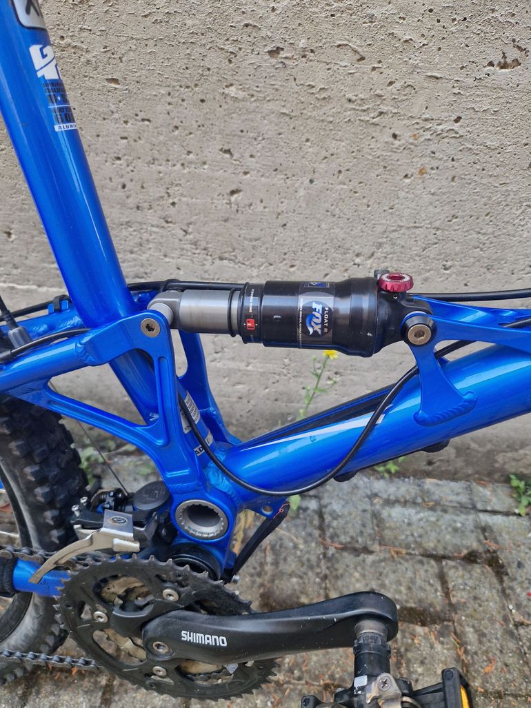 Used GT MARATHON 2012 Mountainbike — image 2 of 5