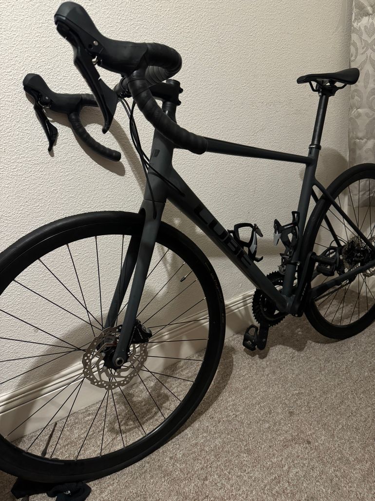 Used CUBE ATTAIN SLX 2023 2023 Road & Gravel, Nero — image 5 of 10