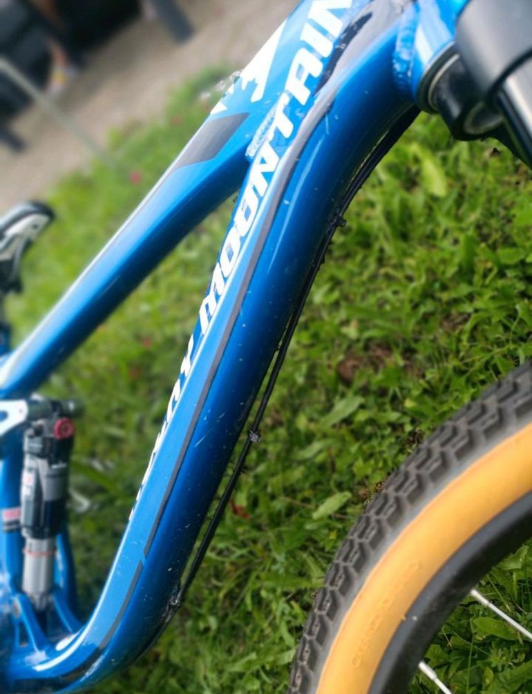 Used Rocky Mountain Slayer Slopestyle 2014 Mountainbike, Blue — image 5 of 11