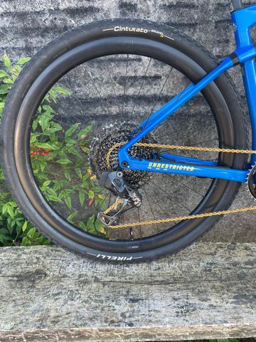 BMC Urs SRAM Force eTap AXS 2023 Road & Gravel de segunda mano, Azul — imagen 5 de 11