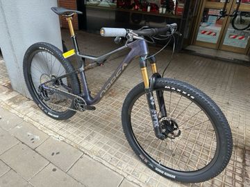 Brugt Orbea OIZ M-TEAM AXS 2024 2024 Mountainbike — billede 2 af 7