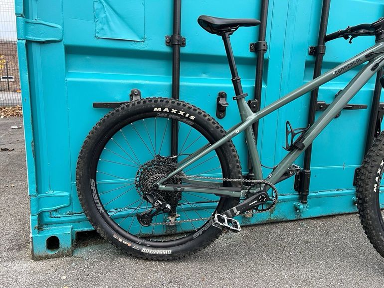 Used Commencal META HT AM ESSENTIAL 2022 2022 Mountainbike, Green, 29, 27.5 — image 3 of 13