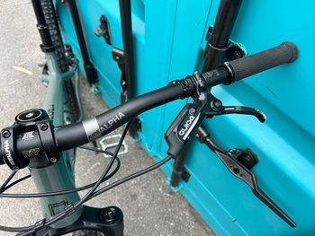 Used Commencal META HT AM ESSENTIAL 2022 2022 Mountainbike, Green, 29, 27.5 — image 5 of 13