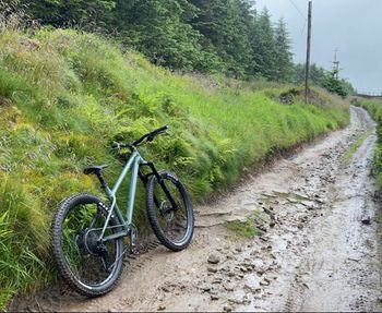 Used Commencal META HT AM ESSENTIAL 2022 2022 Mountainbike, Green, 29, 27.5 — image 12 of 13