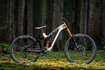 Gebrauchtes Giant Glory Advanced 2024 2024 MTB