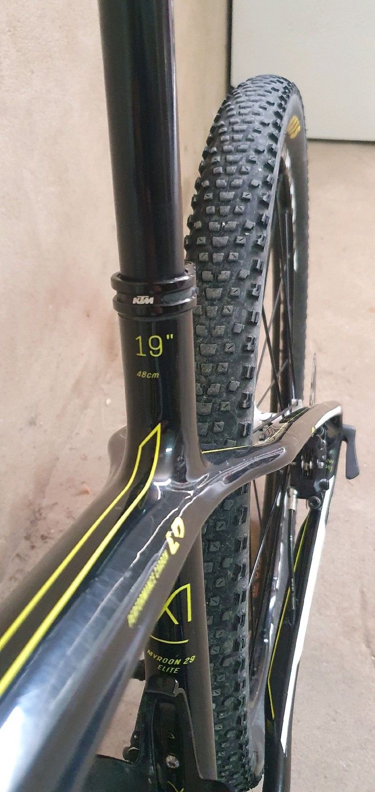 Used KTM Myroon Elite 2016 Mountainbike, Black — image 4 of 10