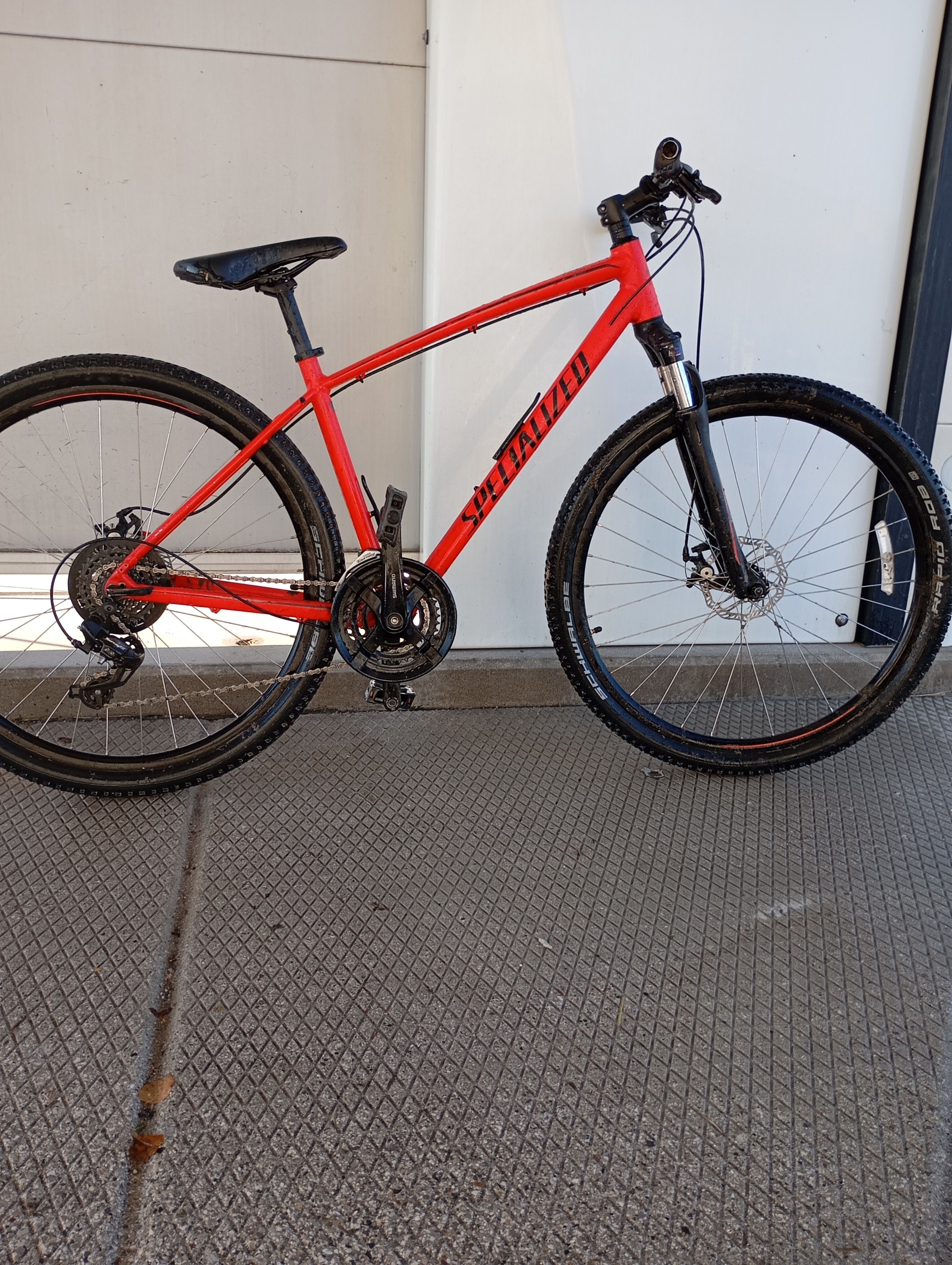 Specialized Hardrock 650b used in M | buycycle