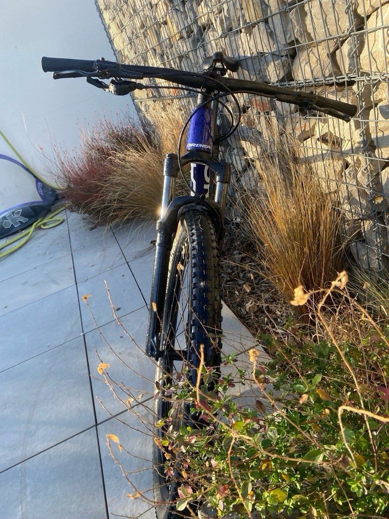 Used Orbea ONNA 10 2022 2022 Mountainbike, Blue, 27.5, 29 — image 2 of 9