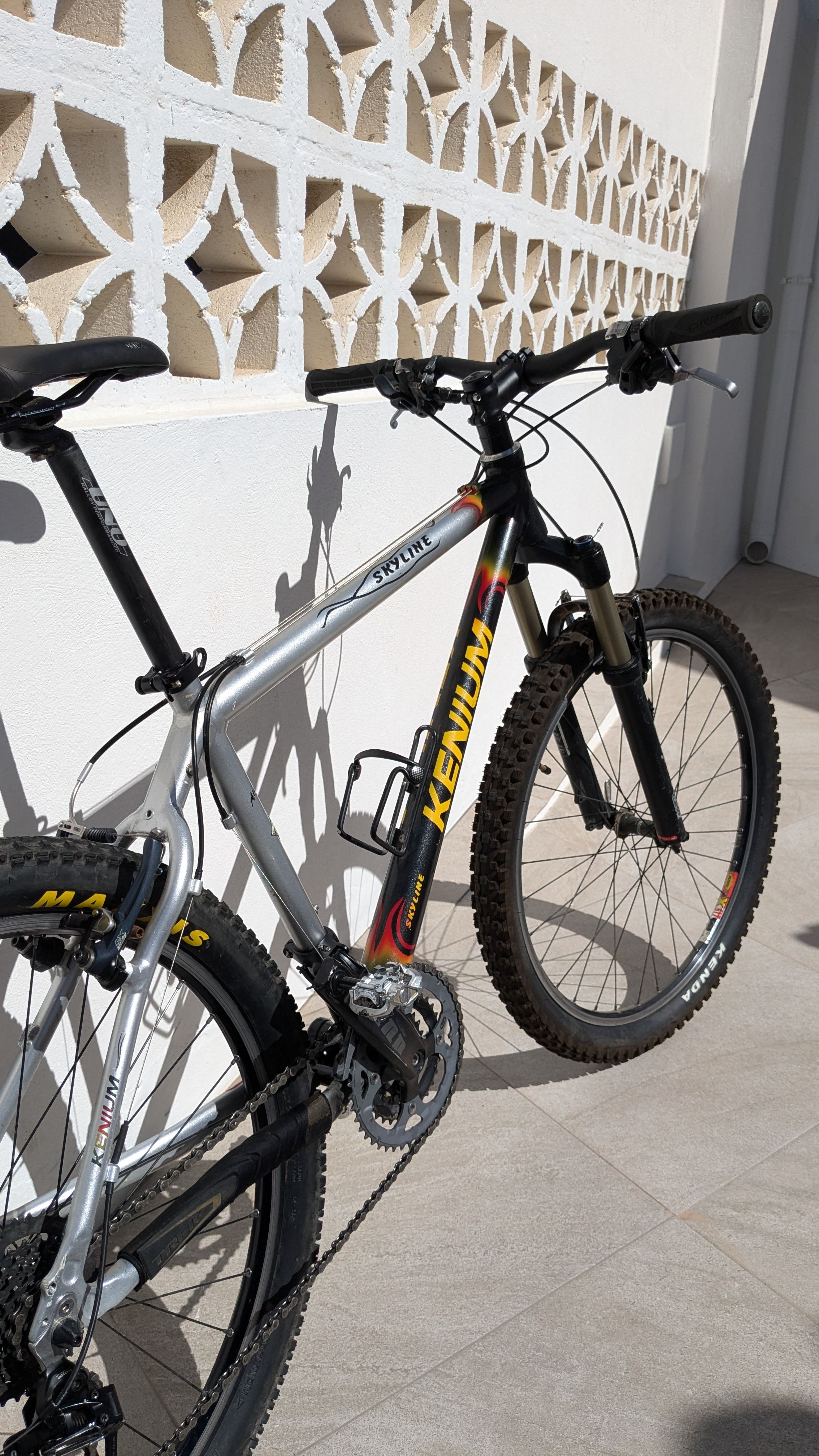 Mendiz Kenium Skyline