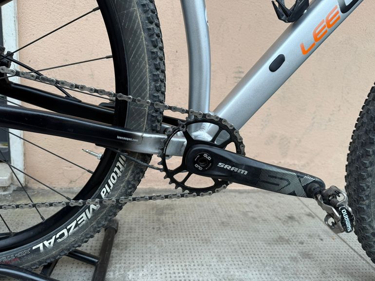 Used Lee Cougan revenge boost 2019 Mountainbike, Light Gray — image 3 of 7