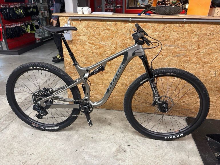 cr dl kona hei hei carbon 2020