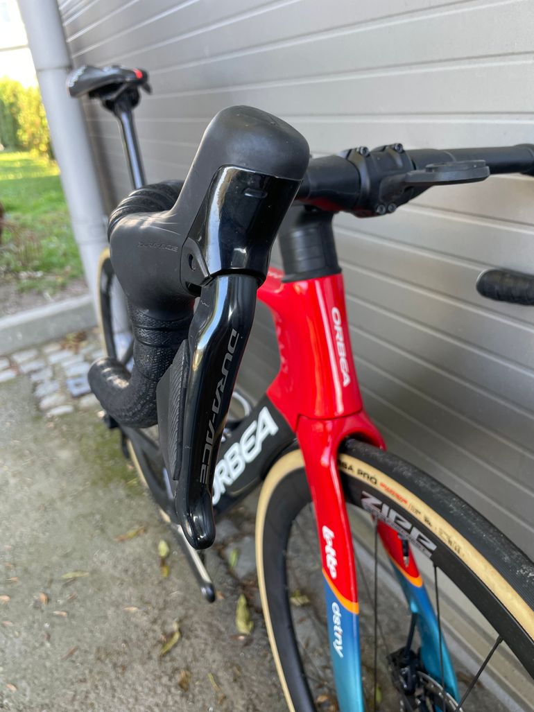 Brugt Orbea ORCA AERO M10I REPLICA 2024 2024 Road & Gravel — billede 5 af 7