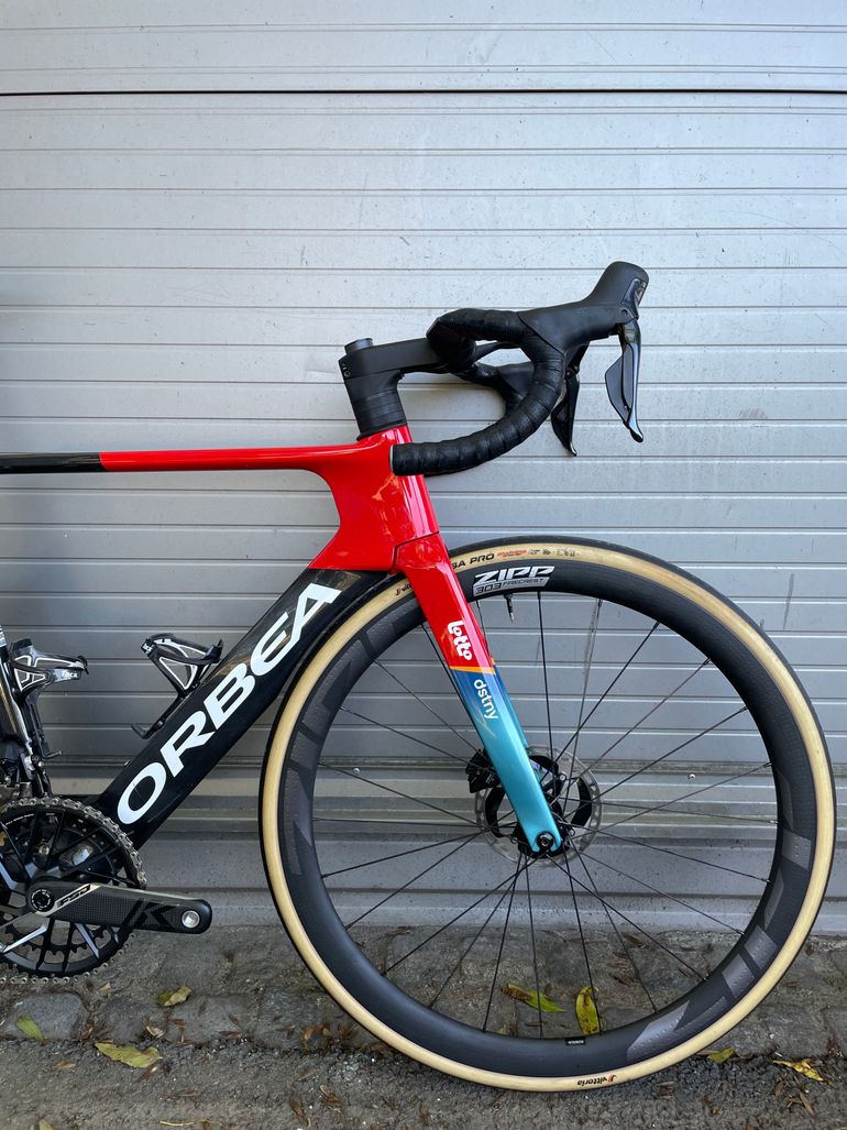Brugt Orbea ORCA AERO M10I REPLICA 2024 2024 Road & Gravel — billede 2 af 7