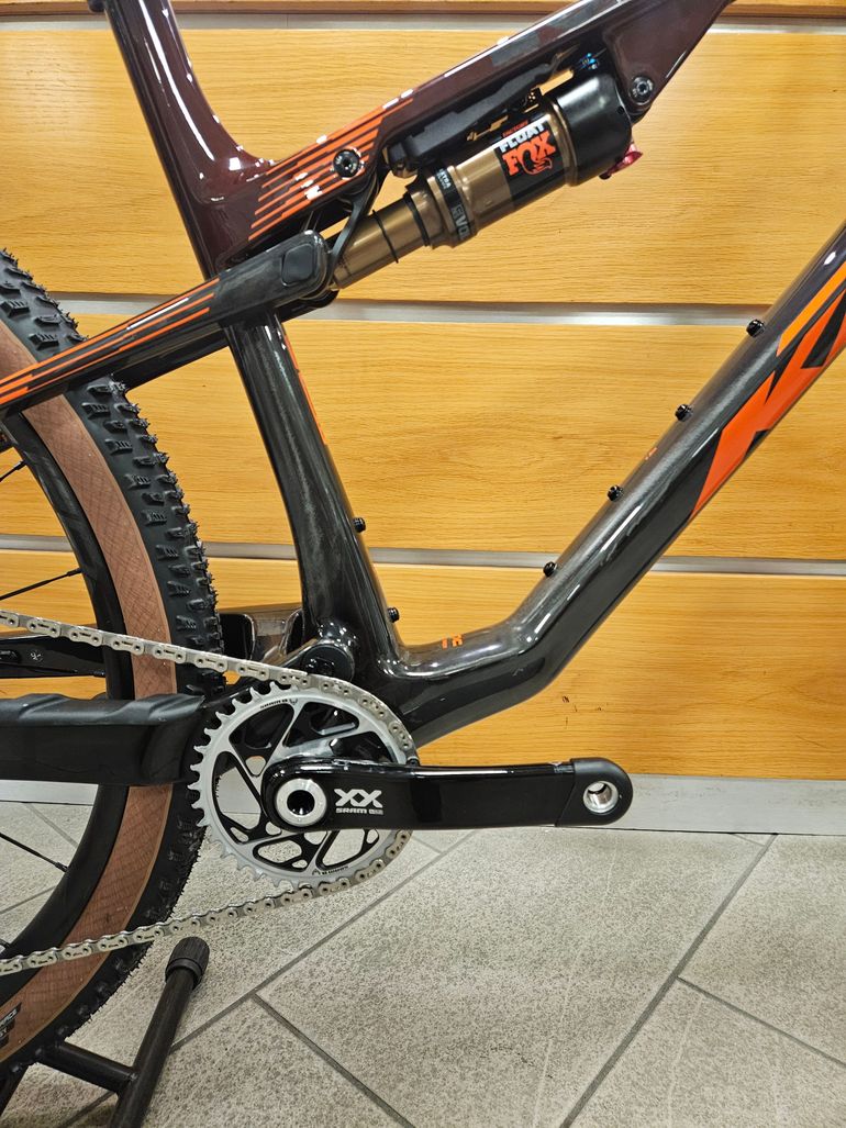 Used KTM Scarp Exonic MT 2025 Mountainbike, Black — image 3 of 4