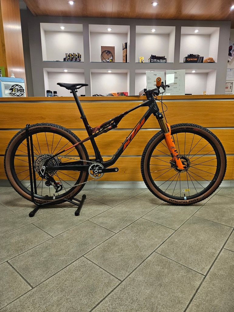 Used KTM Scarp Exonic MT 2025 Mountainbike, Black — image 1 of 4