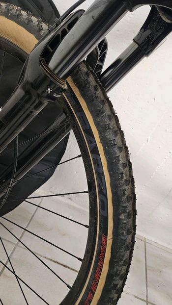 BMC Twostroke 01 FOUR 2022 2022 Mountainbike de segunda mano, Rojo — imagen 4 de 6