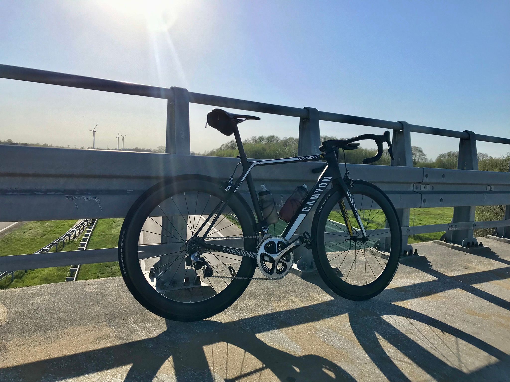 Canyon Ultimate CF SL SRAM eTap Shimano Dura Ace