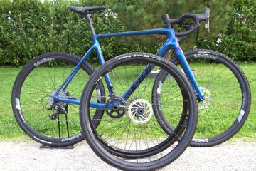 Použité Giant TCX, Advanced Pro 2 2021 2021 Road & Gravel — obrázek 2 z 3