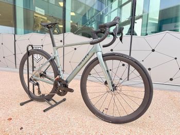 Used Scott Addict RC 30 2025 Road & Gravel, Black — image 2 of 16