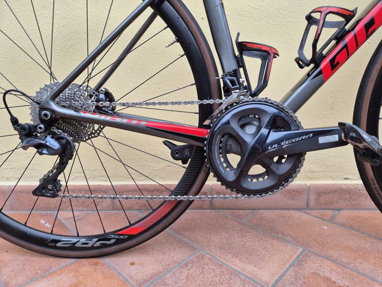 Giant TCR Advanced 1 Disc KOM used in S buycycle