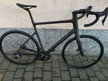 Used Scott Addict 20 2023 2023 Road & Gravel, Black — image 1 of 4