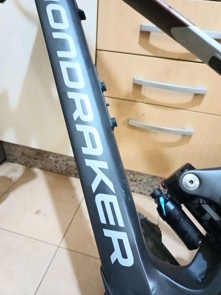 Używany Mondraker NEAT R 2024 2024 Mountainbike — zdjęcie 8 z 10