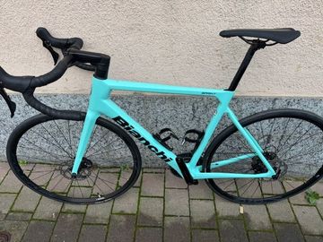 Used Bianchi Sprint - 105 2024 Road & Gravel, Green — image 4 of 5
