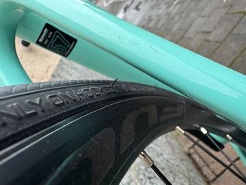 Used Bianchi Sprint - 105 2024 Road & Gravel, Green — image 5 of 5