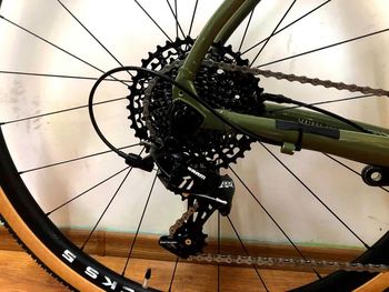 Used Serious Gravix Pro 2021 Road & Gravel — image 5 of 8