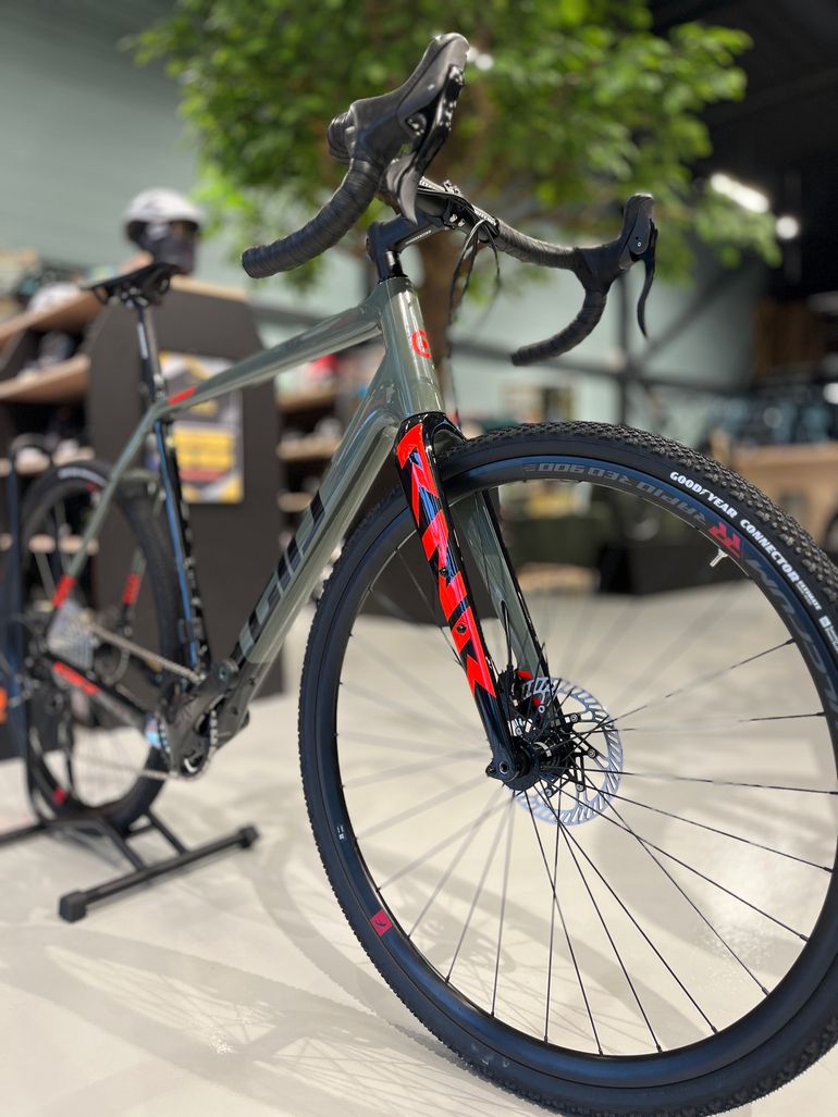 Tweedehands Pure RNR 2024 Road & Gravel — afbeelding 2 van 3