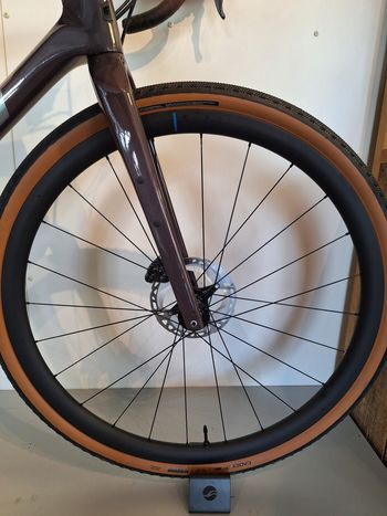 Gebrauchtes Giant Revolt Advanced 0 2023 2023 Road & Gravel, Violett — Bild 8 von 13