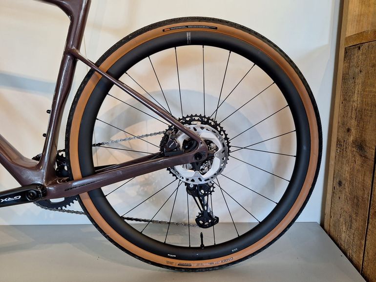 Gebrauchtes Giant Revolt Advanced 0 2023 2023 Road & Gravel, Violett — Bild 13 von 13