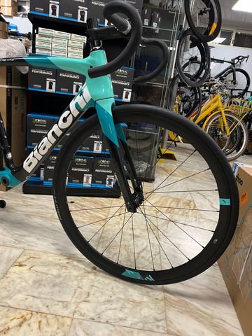 Käytetty Bianchi Oltre XR3 Frameset 2024 Road & Gravel — kuva 4 / 6